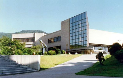 ZMU-The science hall
